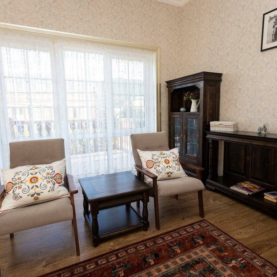 Фотографии номера Двухместный номер Делюкс с 1 кроватью в Гостинице Серый кот Геленджик